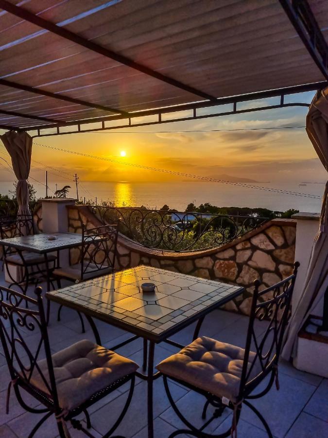 مبيت وإفطار أناكابْري Casa Astra المظهر الخارجي الصورة